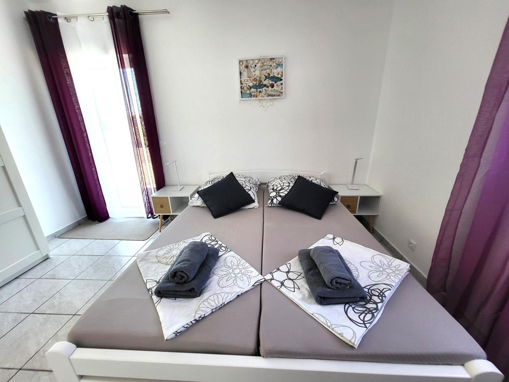 Apartments Pitve Єлса Екстер'єр фото