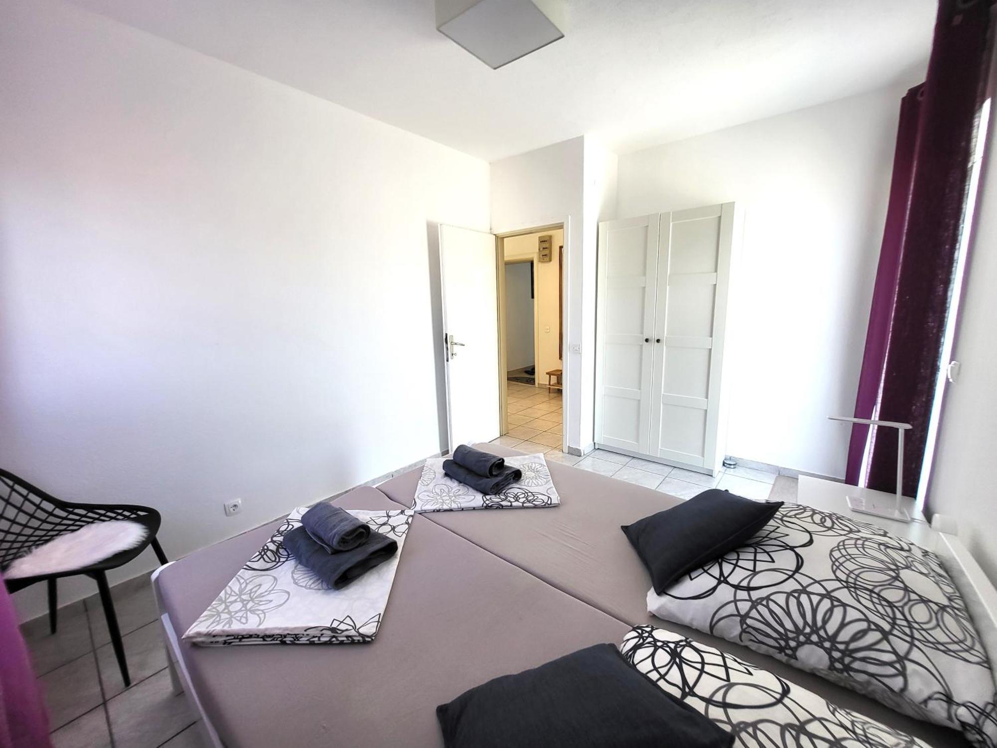 Apartments Pitve Єлса Екстер'єр фото