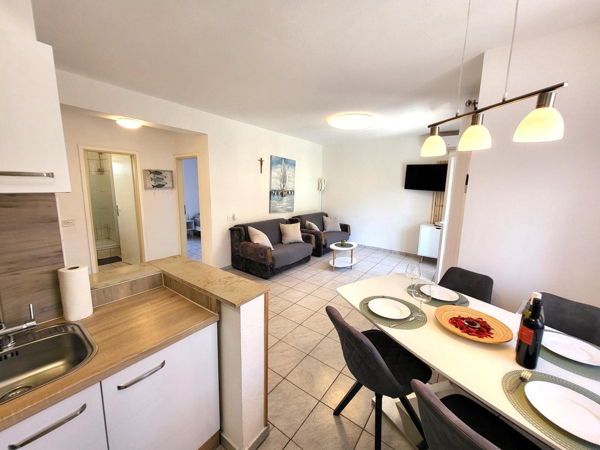 Apartments Pitve Єлса Екстер'єр фото