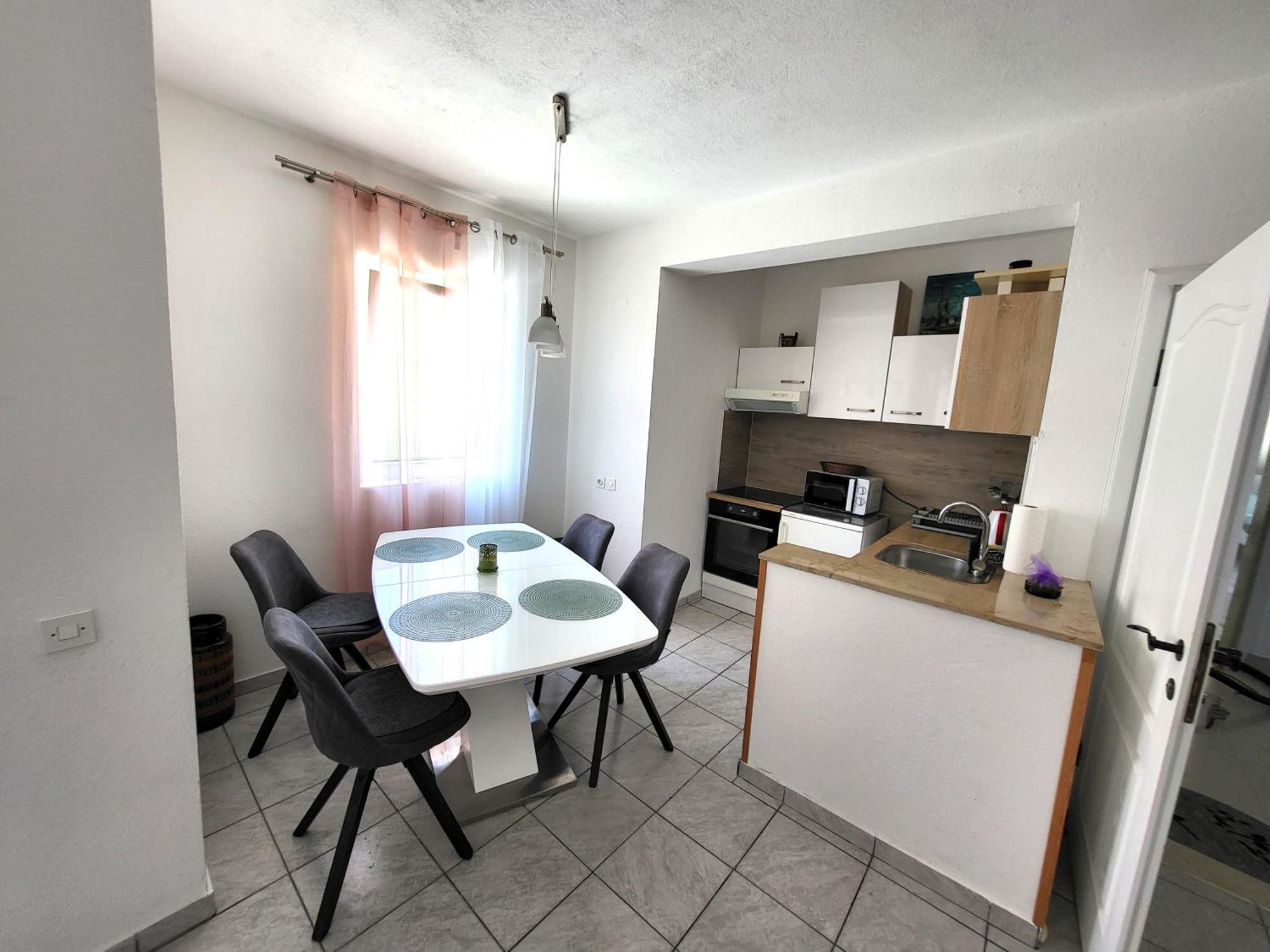 Apartments Pitve Єлса Екстер'єр фото